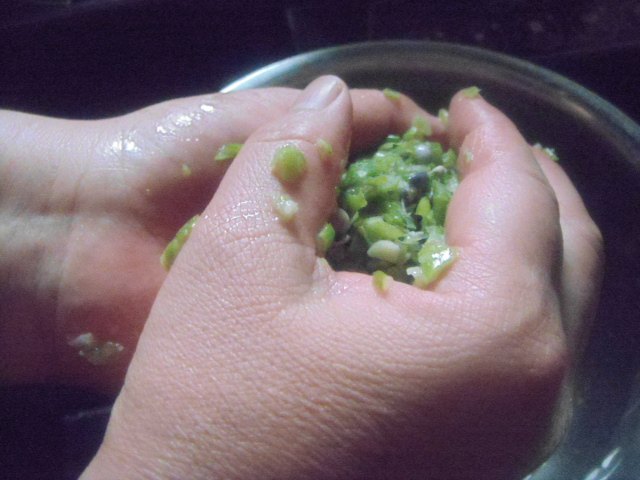 猪肉豆角馅饺子的做法，百吃不腻