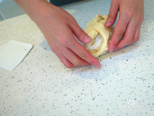 椰子油怎么用——烘焙椰香辫子面包