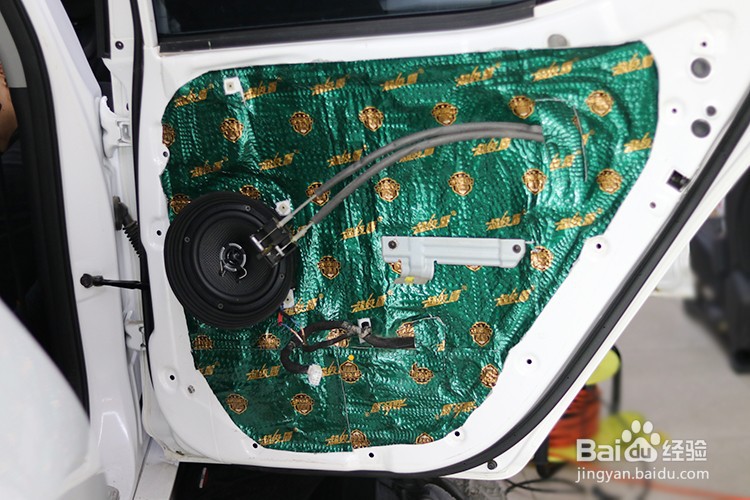哈尔滨起亚K5汽车音响改装隔音升级案例