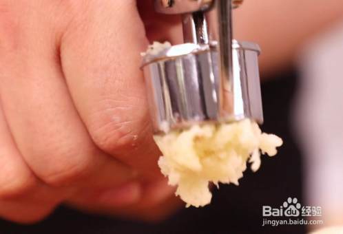 鱼香茄子煲怎么制作味道更好?