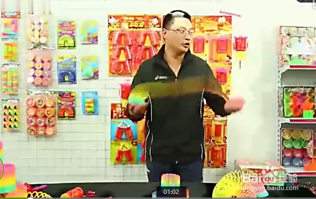 小彩虹圈怎么玩