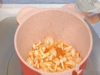 鲜虾豆腐小炖菜怎么做?