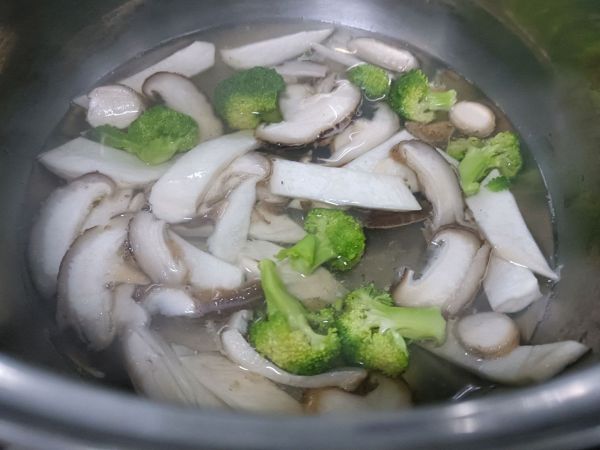 柠檬香煎三文鱼