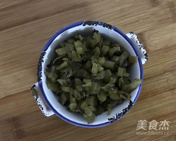 雪菜辣炒蛏子