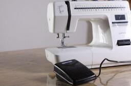 飞跃多功能家用缝纫机FY510使用指南