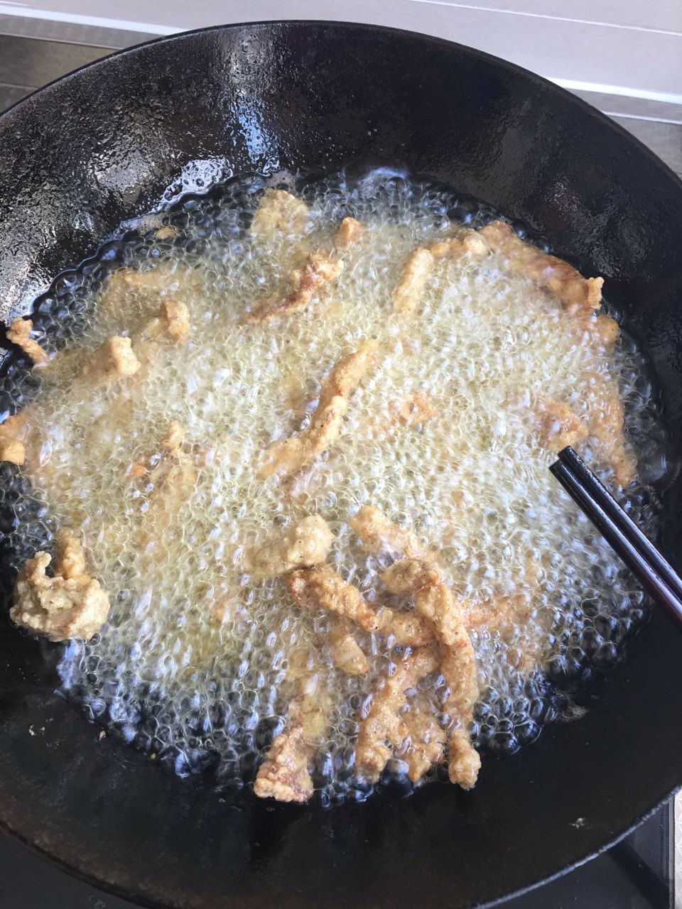 教你做美味的家常版糖醋里脊，吃货学起来