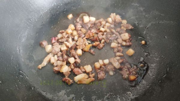 蒜辣肉粒脆瓜条