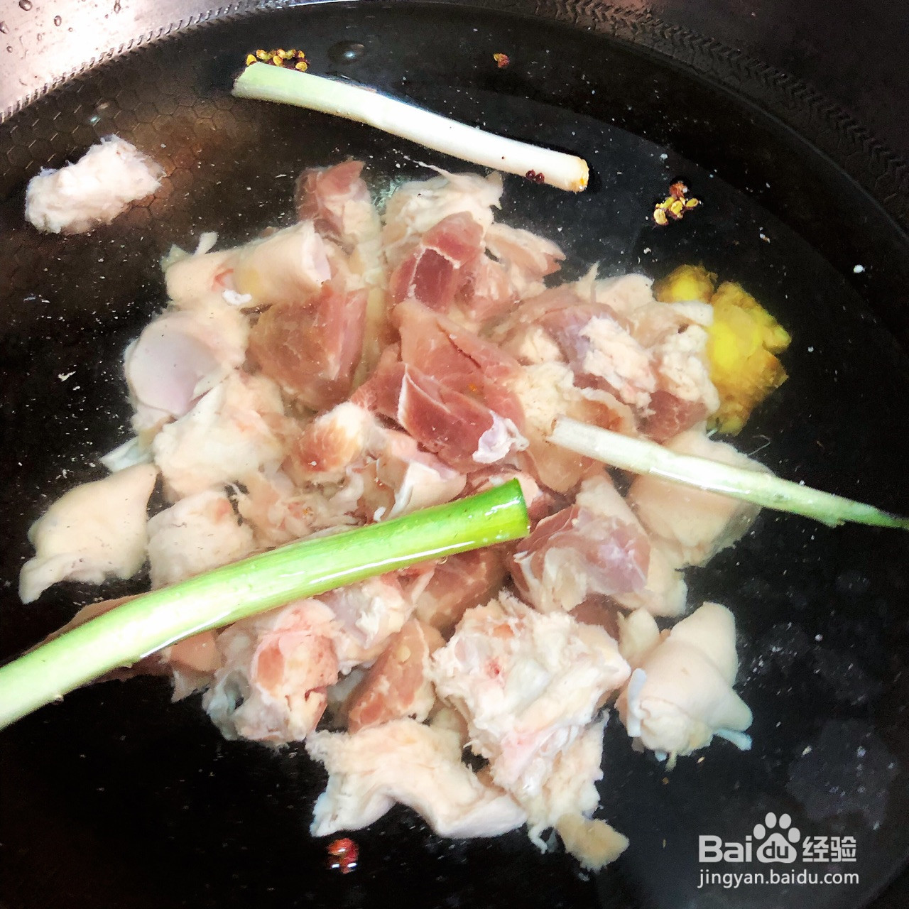 红油猪手的做法