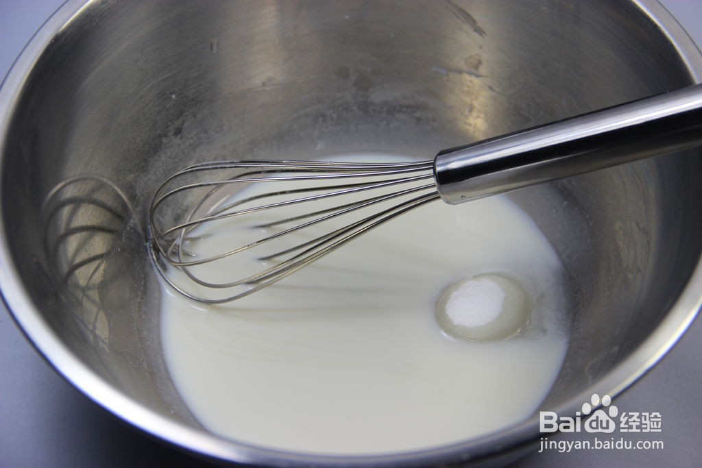 培根沙拉面包的做法