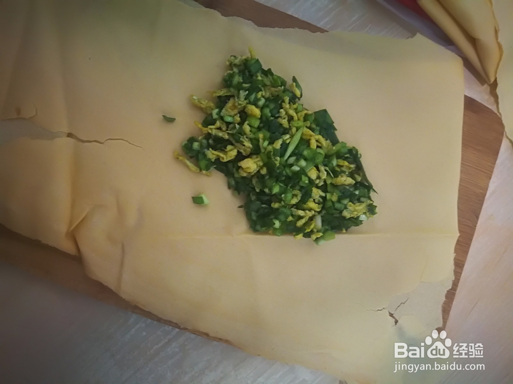 煎饼韭菜盒子的做法
