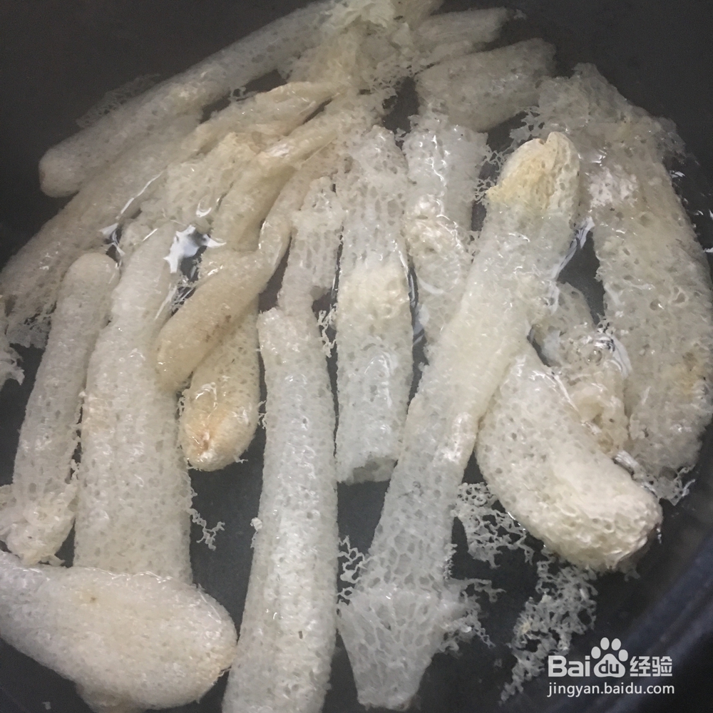 适合懒人做的竹荪瑶柱瘦肉汤
