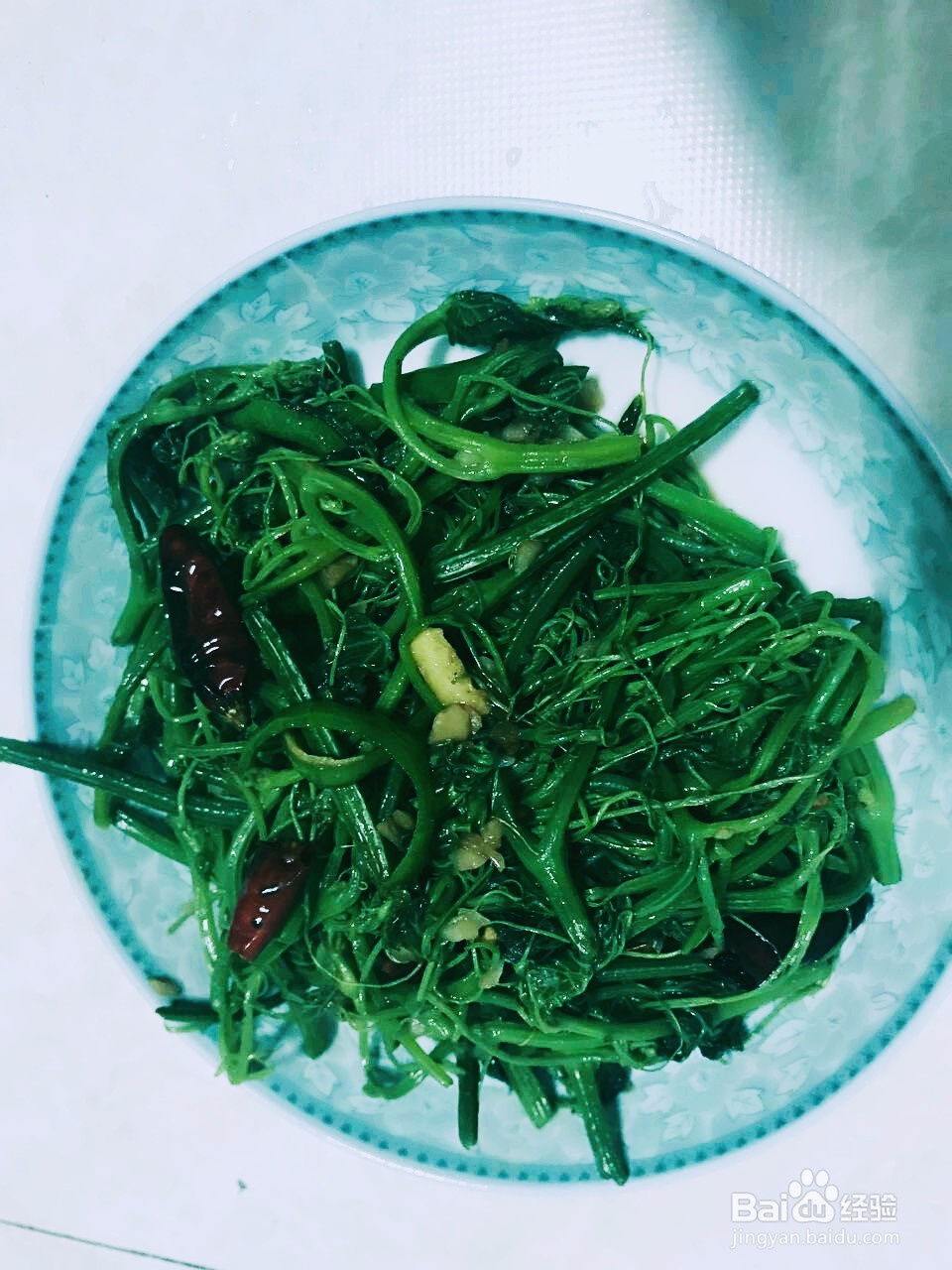 南瓜藤(南瓜颠)不要丢,这样做超好吃。