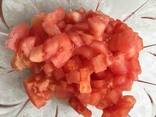 鲜虾芦笋薄底披萨怎么做？