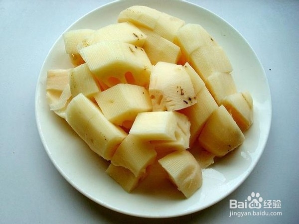 如何制作莲藕炖鸡