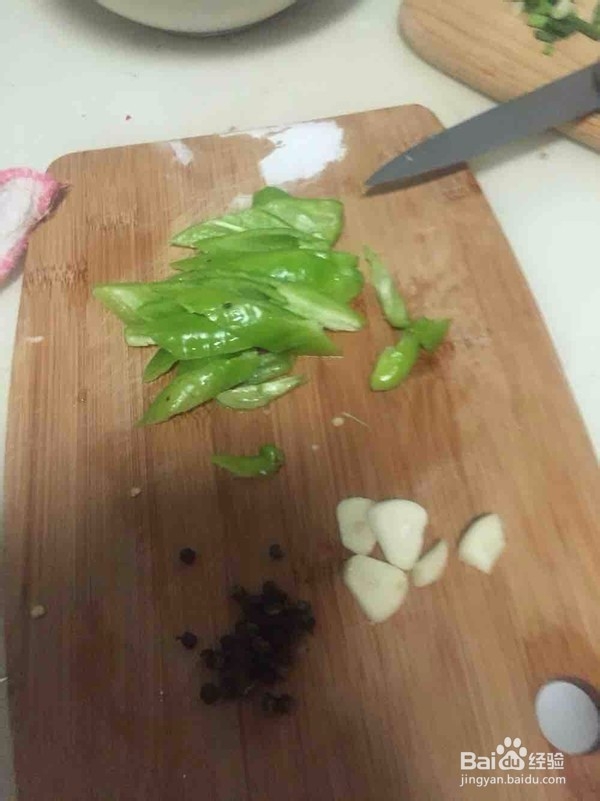 花椒炒千张的做法