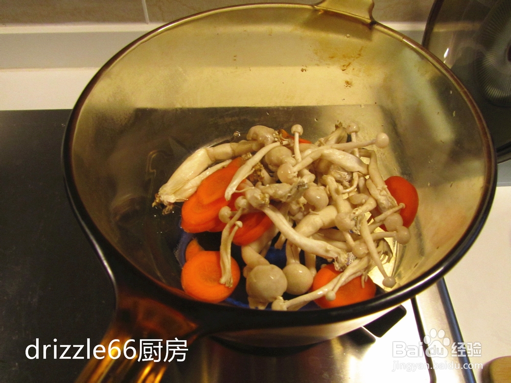 娃娃菜菌菇炖土豆薄饼的做法（附土豆薄饼做法）