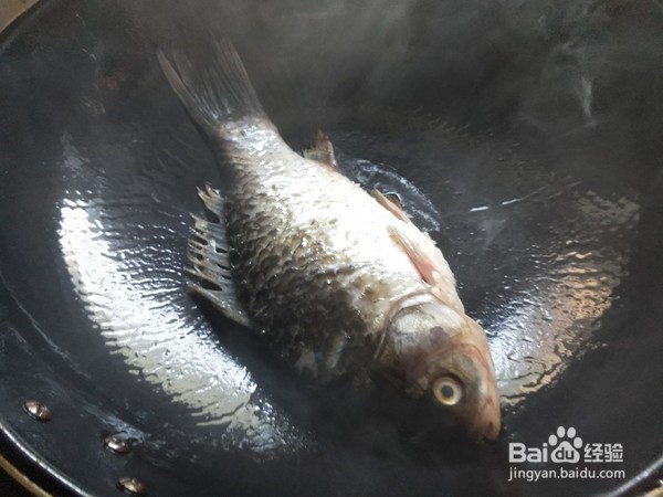 红烧鲫鱼的做法