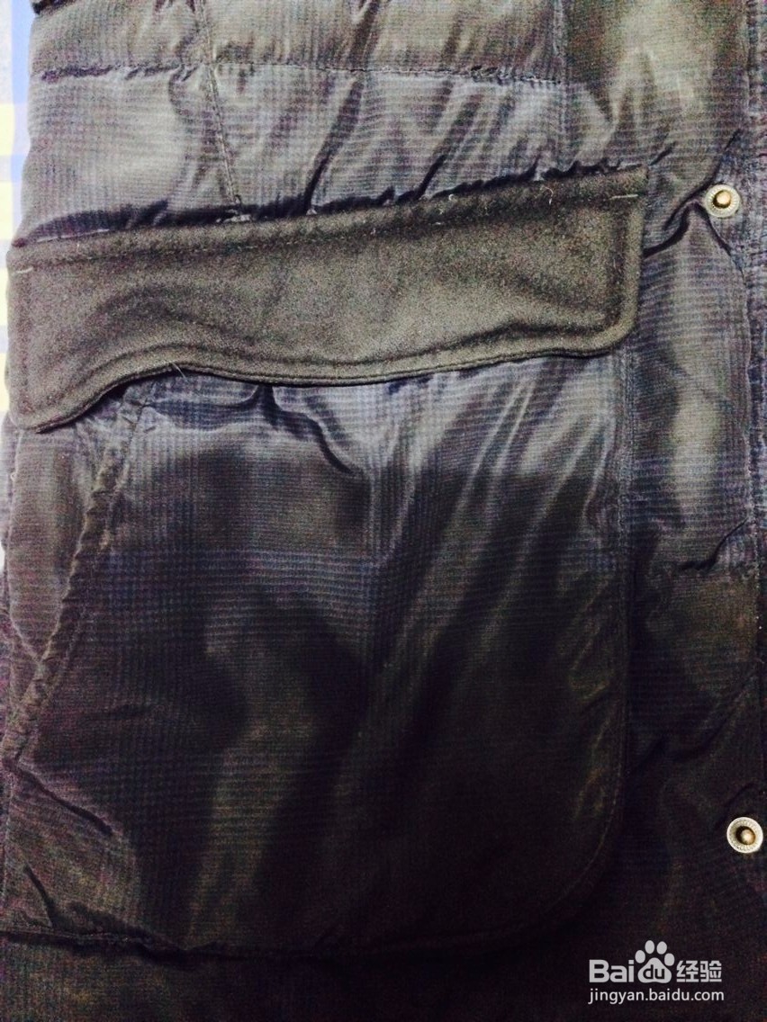 冬季不穿的羽绒服怎样存放?