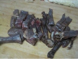 千张春笋蒸酱鸭