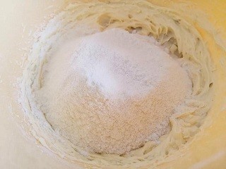 Hello Kitty奶油饼干怎么做？