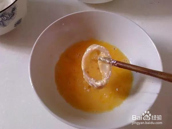 酥炸鱿鱼圈的做法