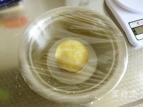 卡仕达酱蜜桃派