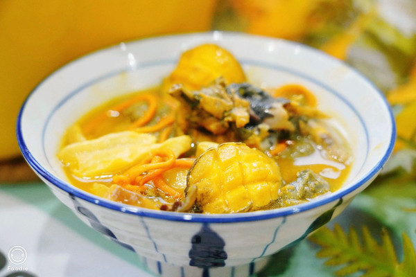 金汁鲍鱼松茸鸡汤