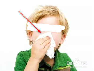 火灾现场逃生与自救中最主要措施是？