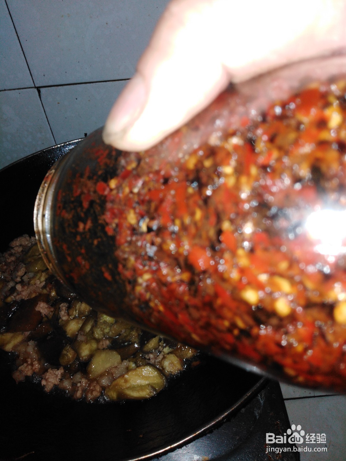 如何做蒜香猪肉茄子锅？
