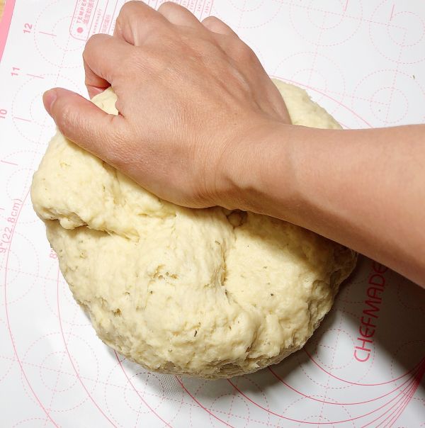 迷迭香奶精面包