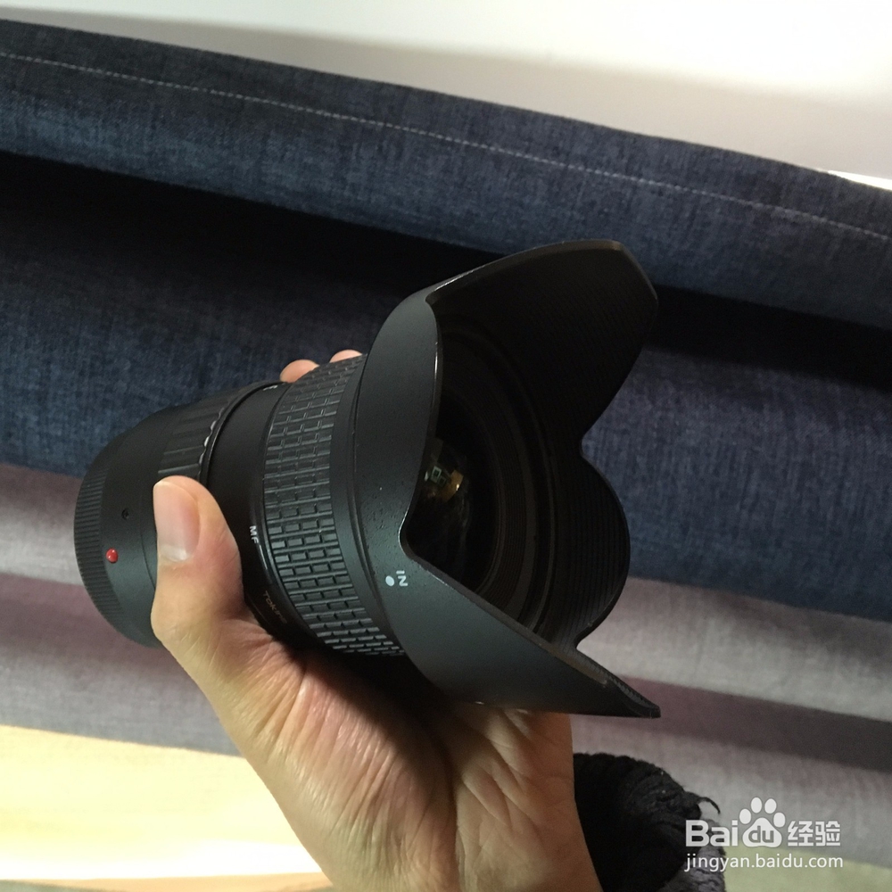 如何清洁单反镜头