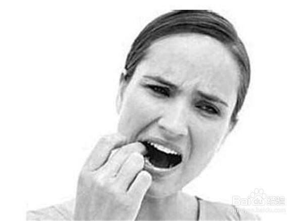 出现口腔溃疡的解决办法