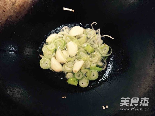 巴盟烩酸菜的做法