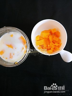 如何制作芒果奶昔