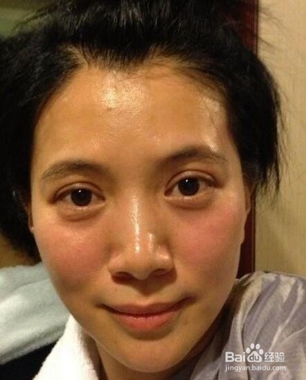 利用美图秀秀怎样给人物化妆呢？