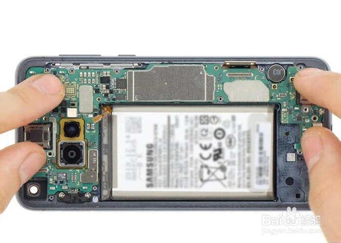 如何拆卸三星S10以更换后置摄像头