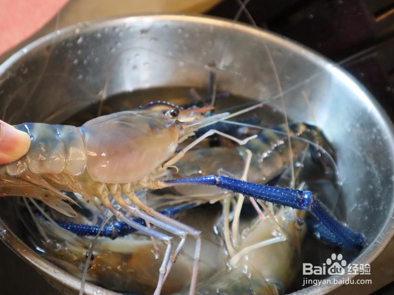 矜宸•美极罗氏虾的做法