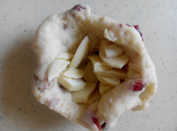 蔓越莓白巧克力司康饼