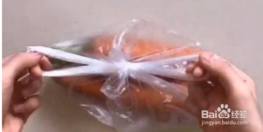 手链活结打法一拉收紧