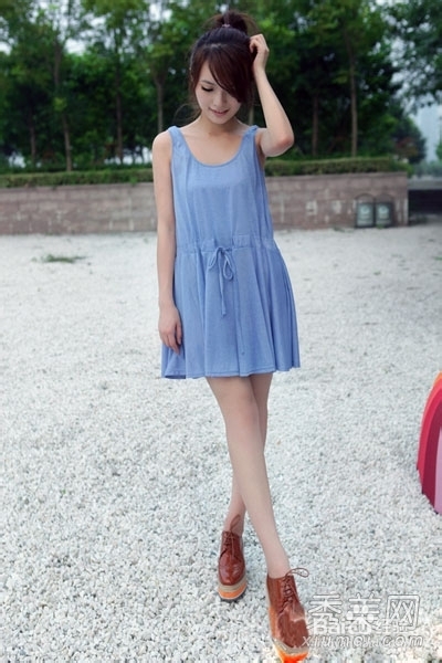 分享夏日清新气质搭配 搭出美丽俏佳人