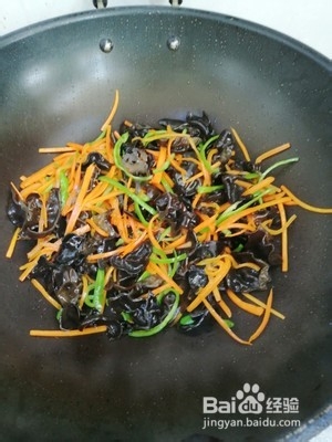 鱼香肉丝的制作过程