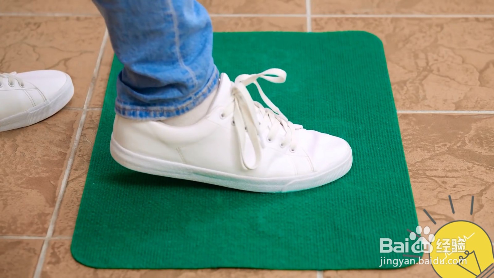 门口地面滑怎么办