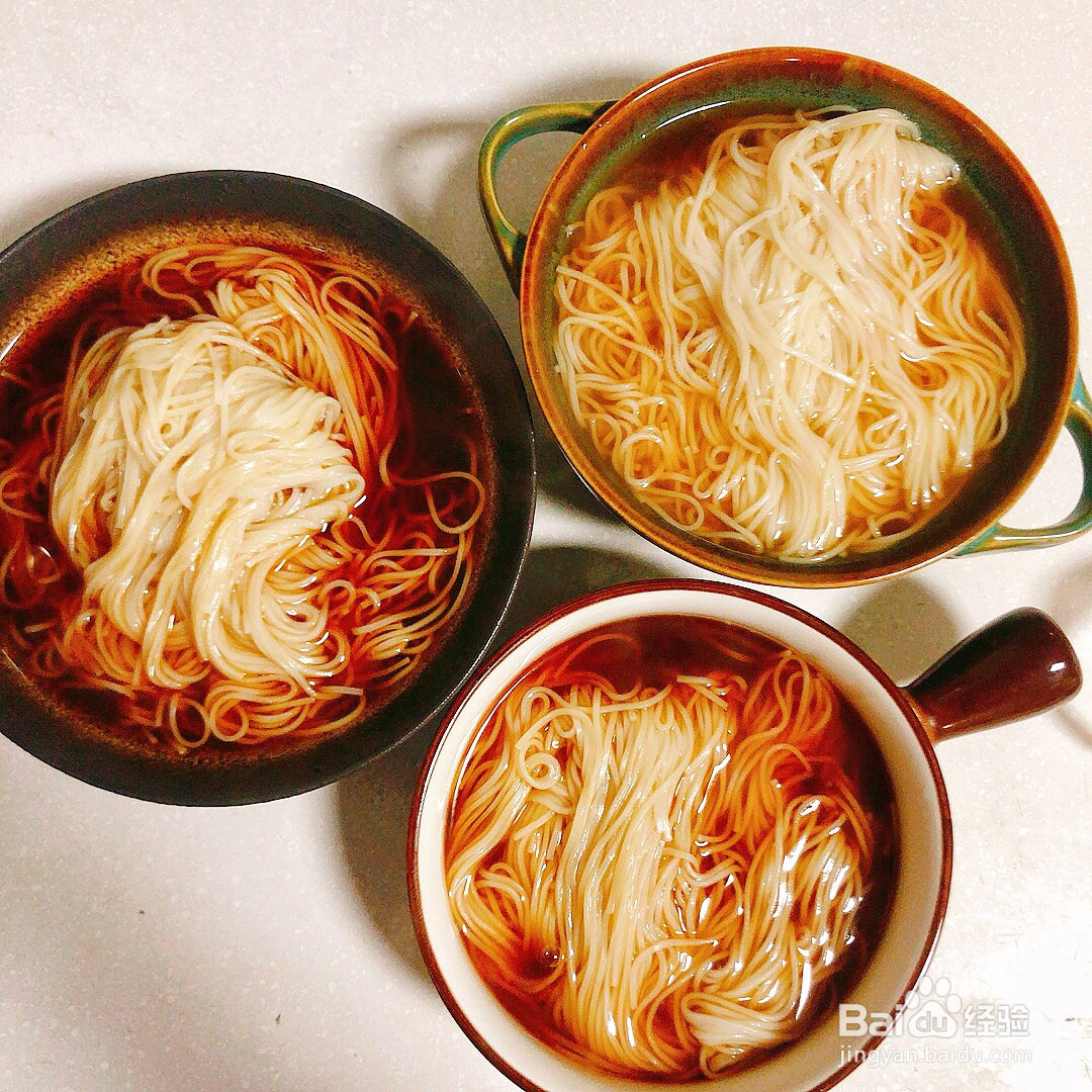 豆芽肉丝面的做法