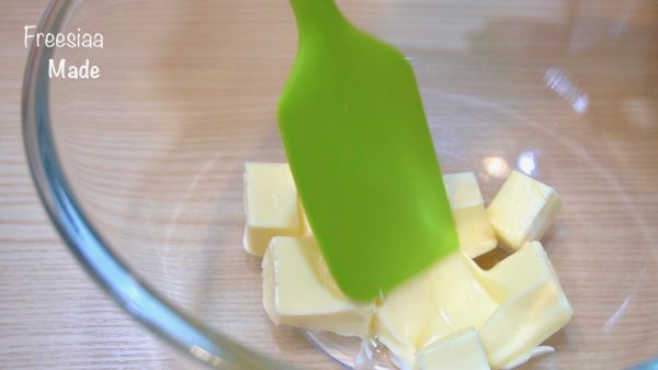 【视频】酥掉渣曲奇饼干(咖啡&原味)~