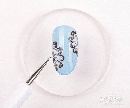 中国风花卉美甲教程-如何更好的画好花卉款美甲