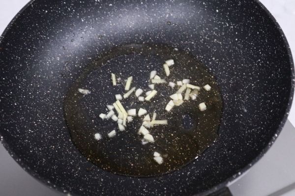 低脂茄汁鱼丸蔬菜汤