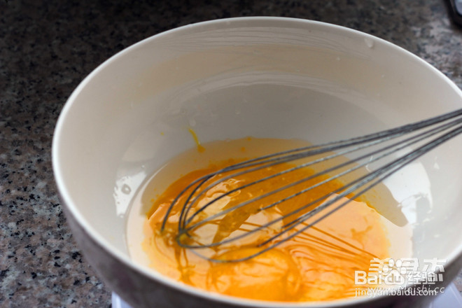 彩糖戚风的做法