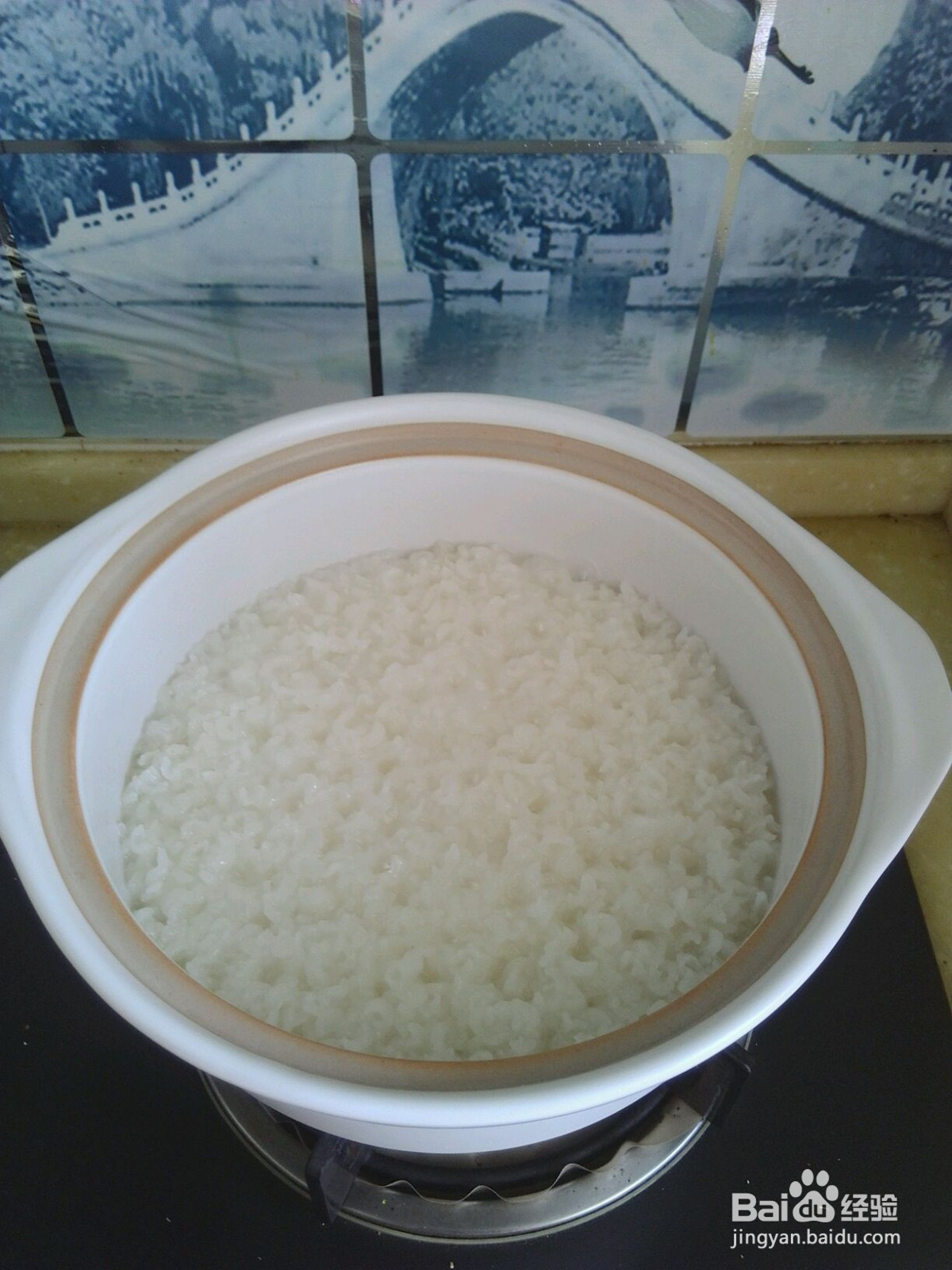 腊味煲仔饭的做法