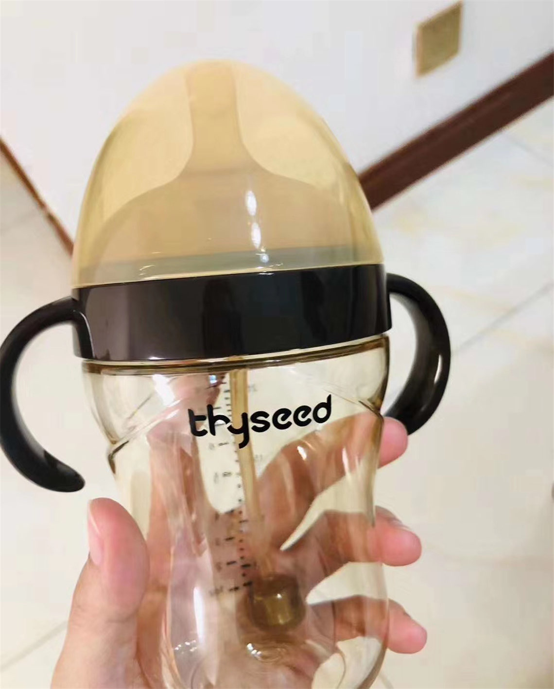 
衔接孩子的断奶期小白妈妈告诉你怎么选奶瓶