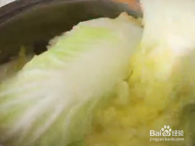 酸菜粉条炖猪大骨的做法#初冬怎么吃#